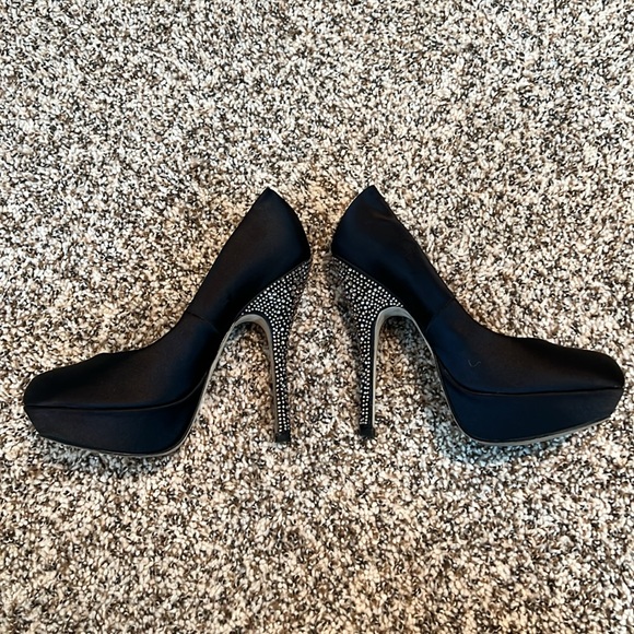 STEVE MADDEN Black Heels 7.5 Rhinestone Satin Platform Fabric 5" Heel Partyy-R - Picture 2 of 8